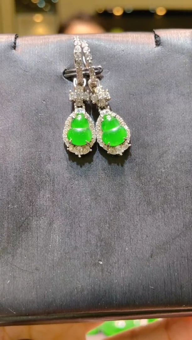 【闪购商品】翡翠吊坠(不含链)银S925镶嵌A10