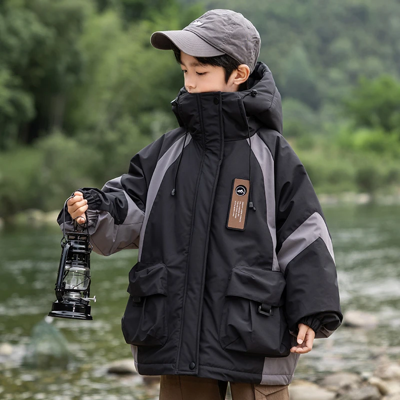 男童羽绒服外套冬季2025新款儿童男孩大童加厚冲锋羽绒服1538