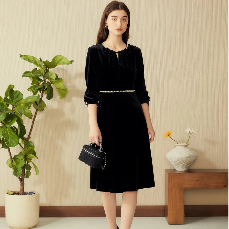 YINER/音儿法式修身气质显瘦名媛宴会优雅圆领连衣裙8C65105196