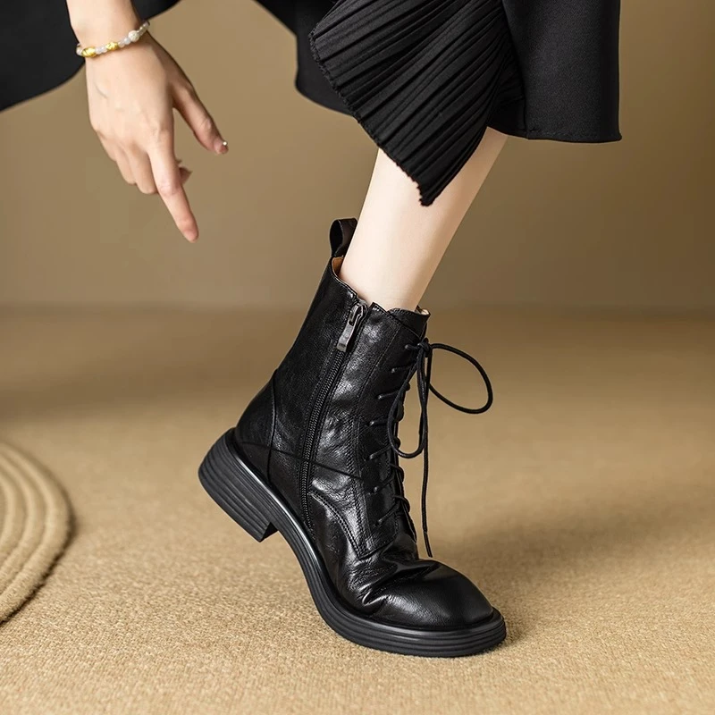 法式羊皮复古手抓纹马丁靴女2025秋冬新款百搭圆头平底加绒短靴女