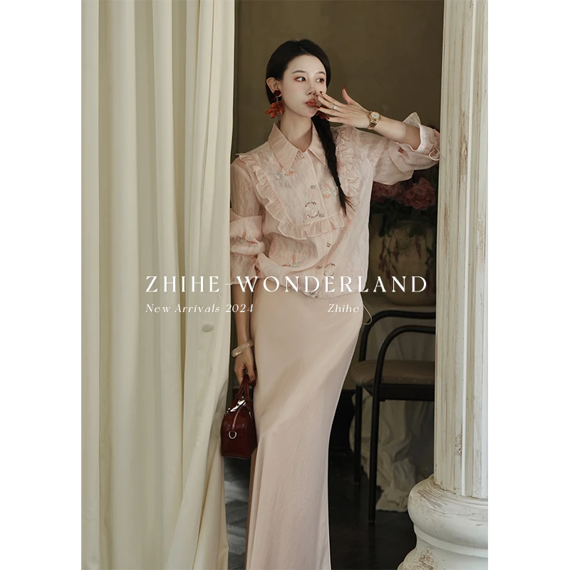 至禾Wonderland【暗香盈袖】新中式柔纱蕾丝绣花蝶上衣+直筒裤