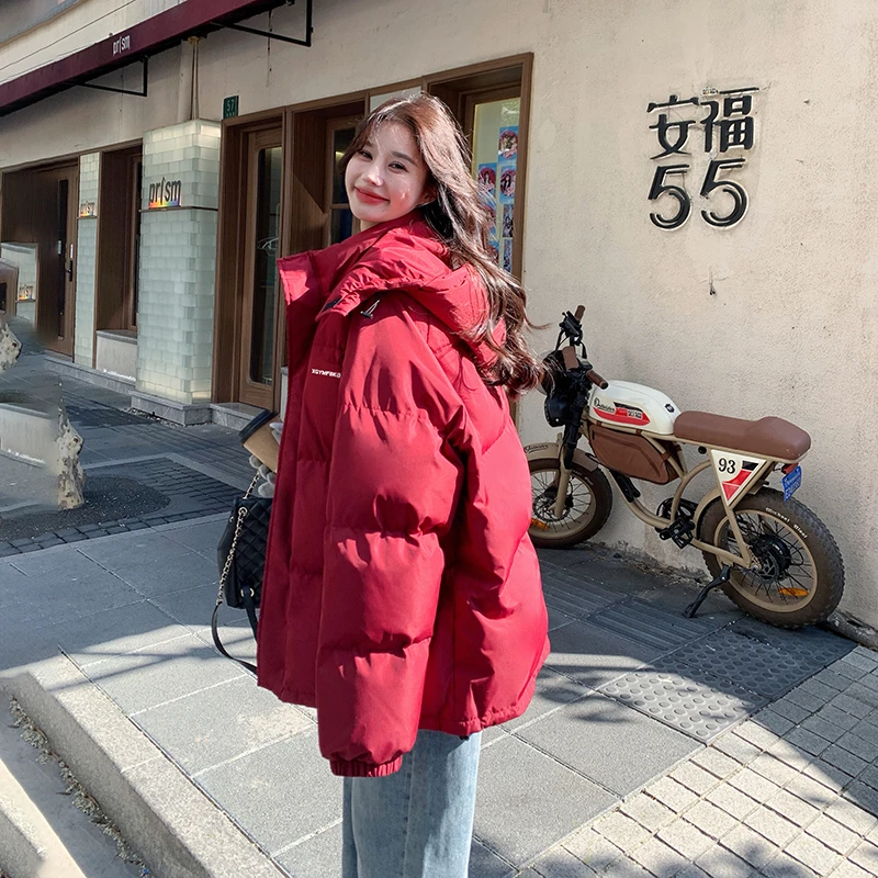 新年圣诞红羽绒服女2025冬季新款韩系爆款90白鸭绒工装面包服外套