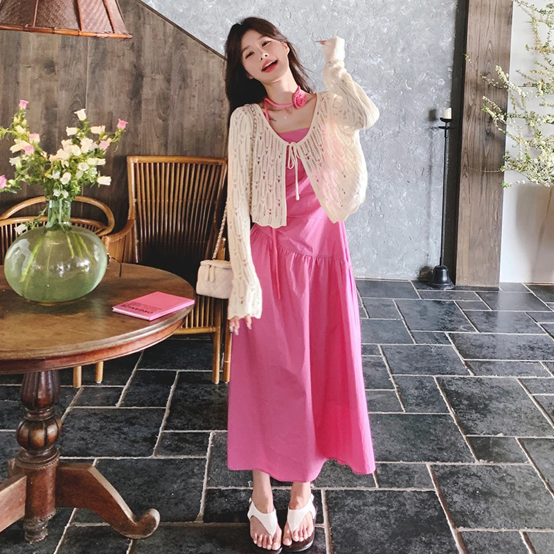 粉色法式甜美宽松连衣裙套装女秋季针织防晒开衫小心机露腰吊带裙