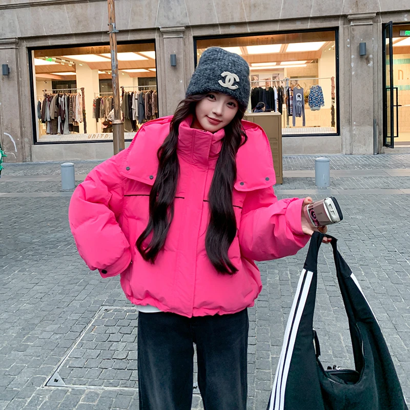 火龙果色羽绒服女2025年冬季新款时尚超好看保暖加厚白鸭绒短外套