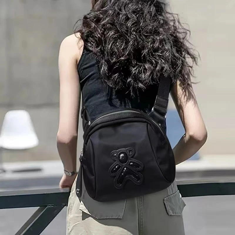 2023新款小熊女士高级感洋气百搭轻便防水包仙女时尚单肩斜挎包潮