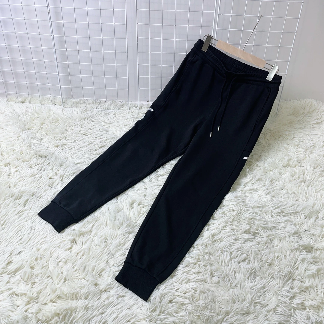 情侣秋冬黑色松紧腰运动风字母印花束脚休闲裤 2024545