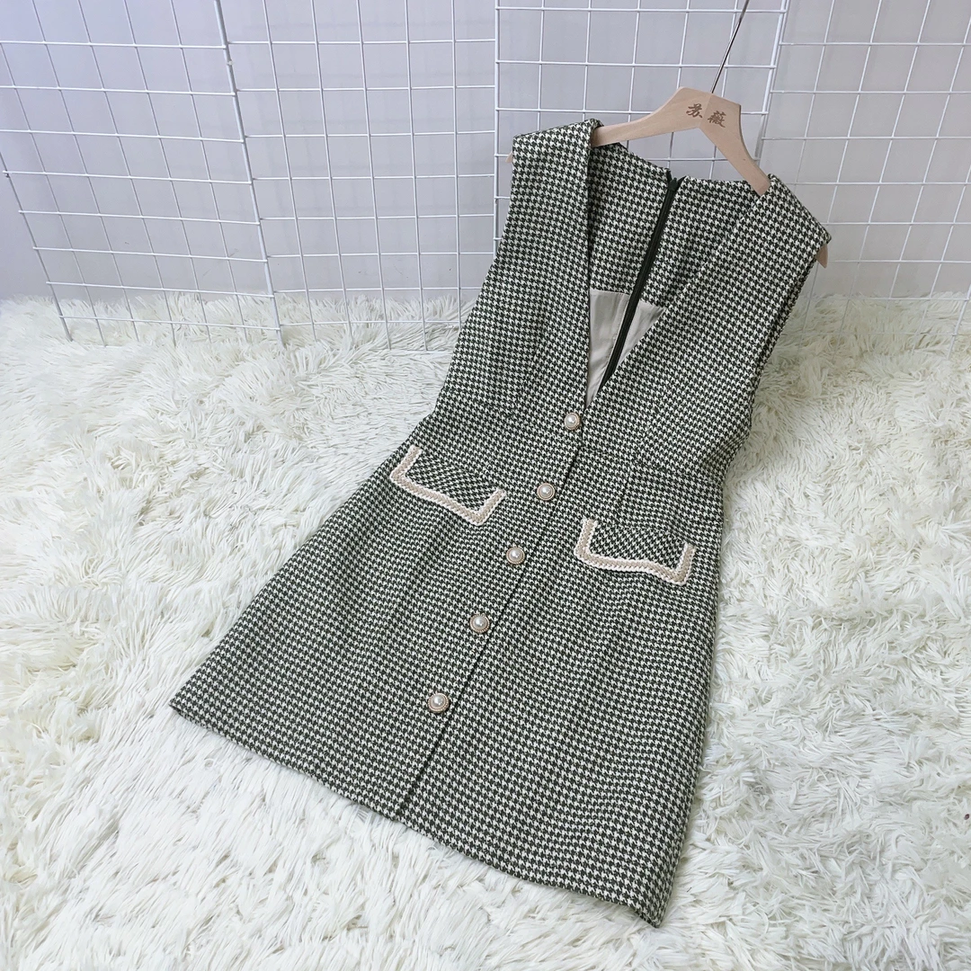 女小香风千鸟格亮丝V领无袖连衣裙 03408