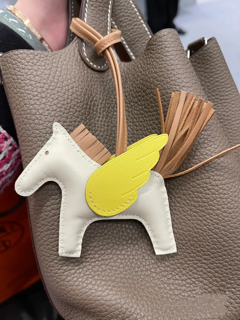 小飞马包包挂件真皮小马饰品