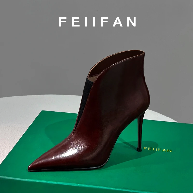 【现货】高跟短靴2024秋冬新款女士细跟不累脚尖头法式红色靴子3811