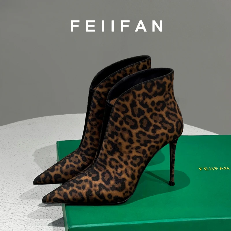 高跟短靴2025秋冬新款女士细跟不累脚尖头法式豹纹靴子3798