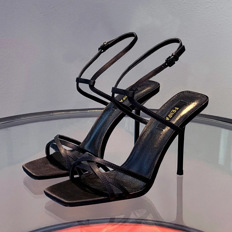 【 XH，脚胖拍大一码】凉鞋女2024夏季新款细跟外穿气质高跟鞋3715