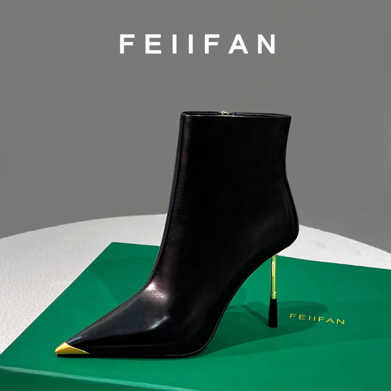 【现货】高跟短靴2024秋冬新款女士细跟不累脚尖头法式黑色靴子7704
