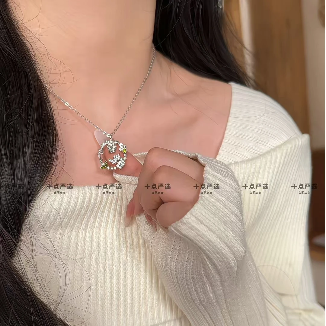 合金项链 双层蝴蝶荆棘之环项链情侣ins轻奢小众设计高级感时尚