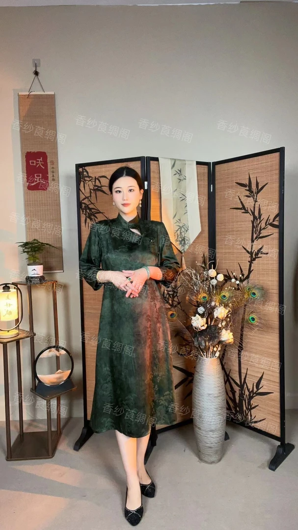 2024新款气质时尚气质显瘦提花连衣裙