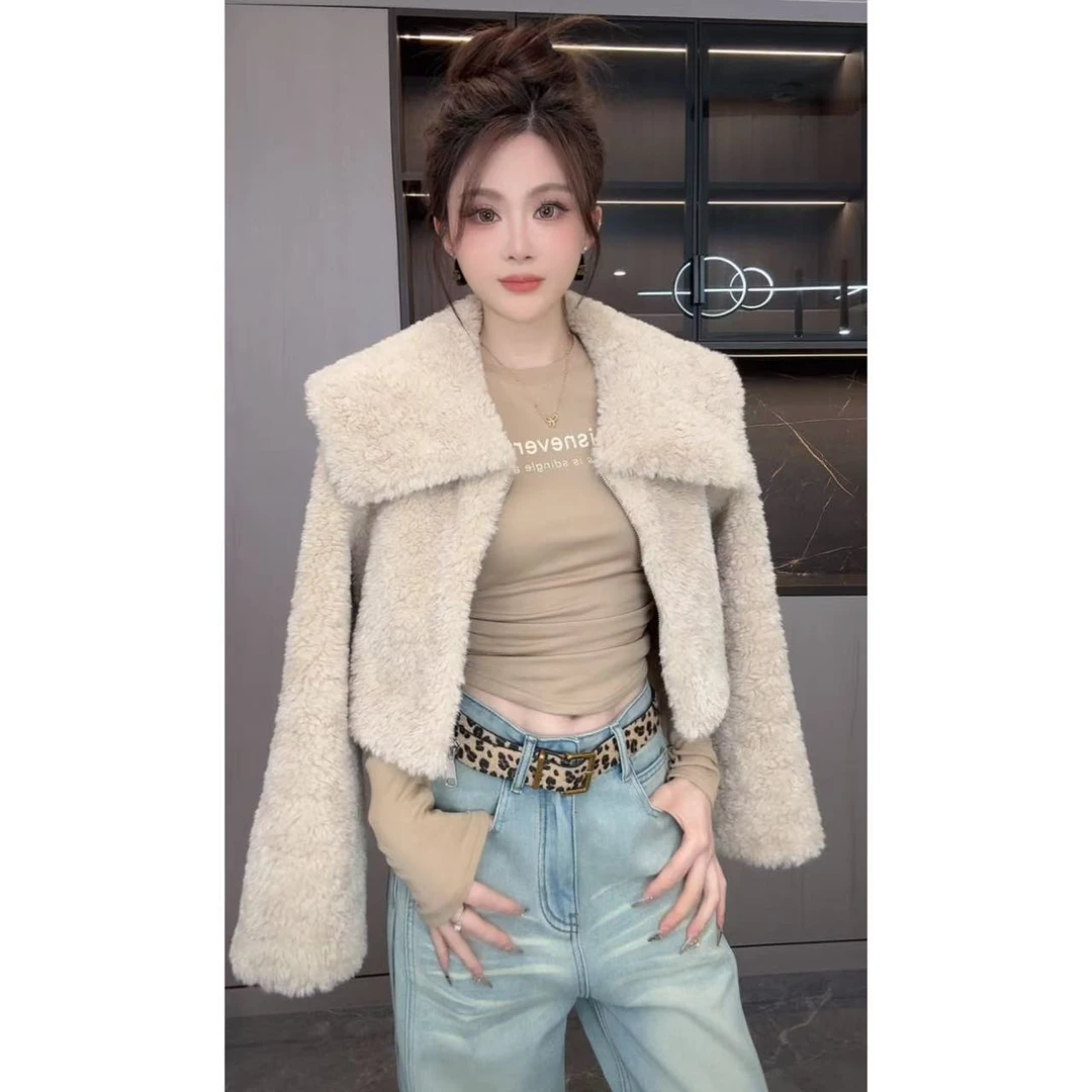 睿夕【温暖假期】韩版洋气减龄皮毛一体翻领短外套