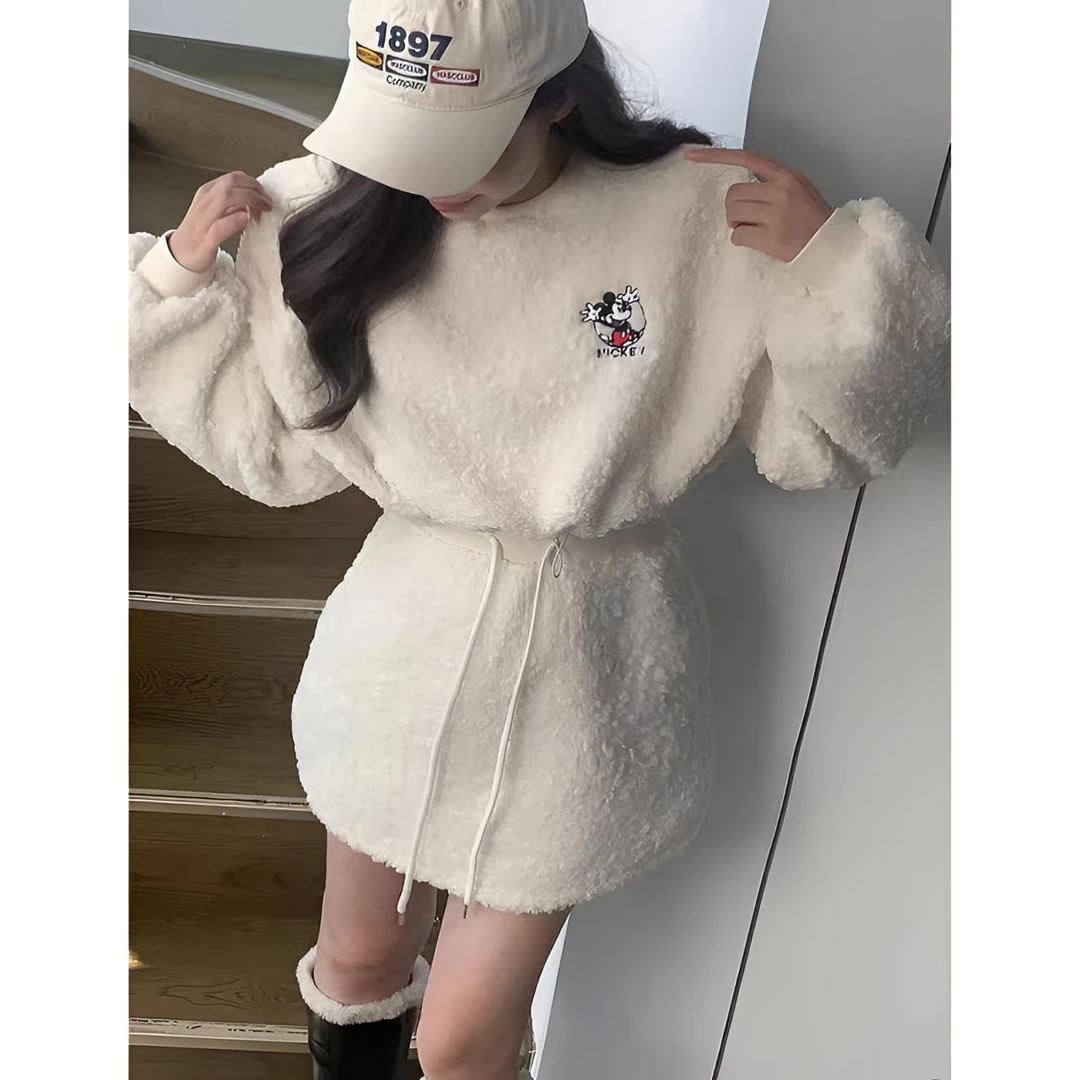 睿夕【绒绒软熊】卡通米奇刺绣卫衣羔毛软糯上衣高腰短裙两件套装