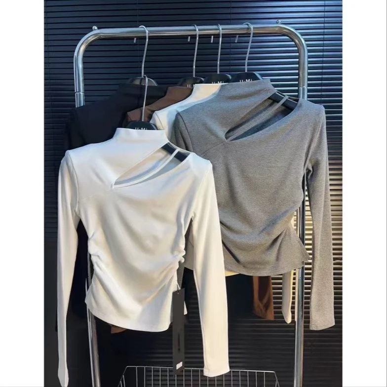 秋冬装气质半高领镂空露肩修身显瘦皱褶收腰磨毛打底衫女上衣