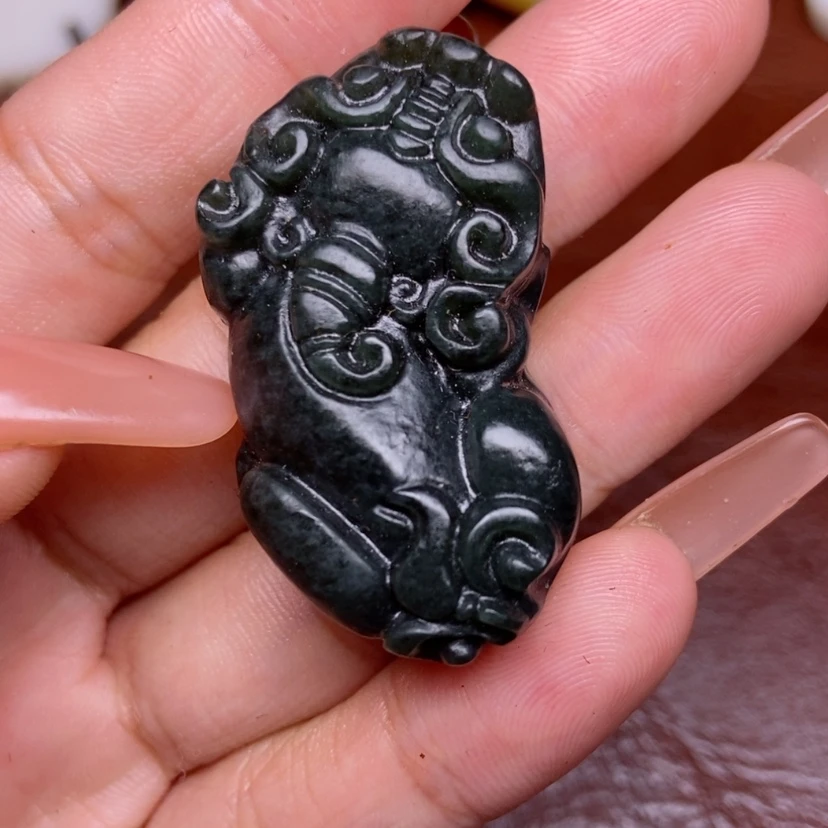 【闪购商品】和田玉(糖玉)颈饰未镶嵌