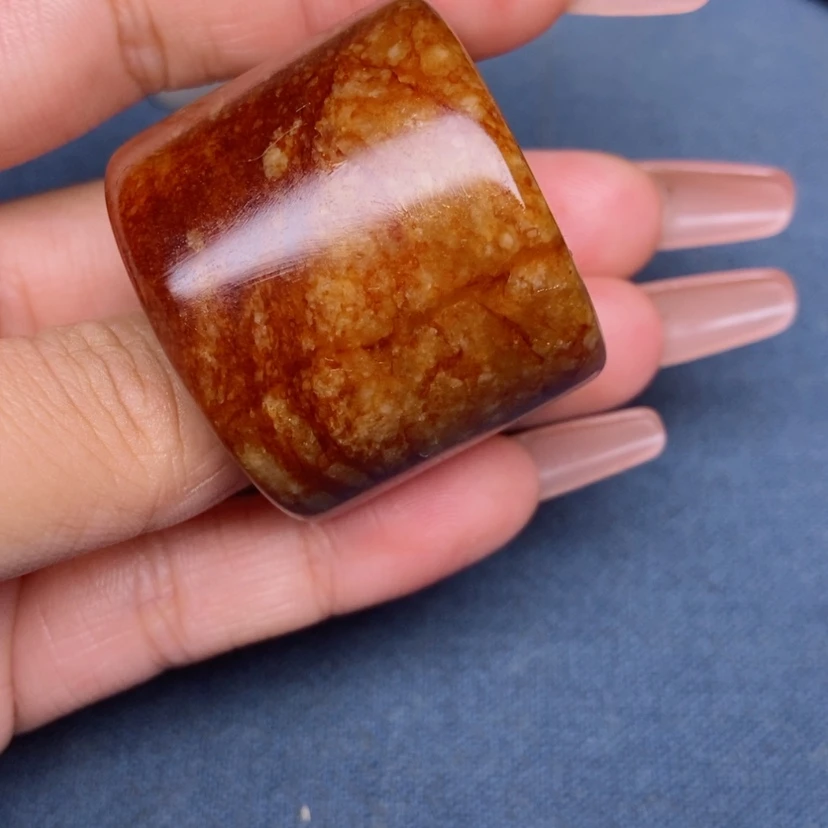 【闪购商品】和田玉(糖玉)颈饰未镶嵌