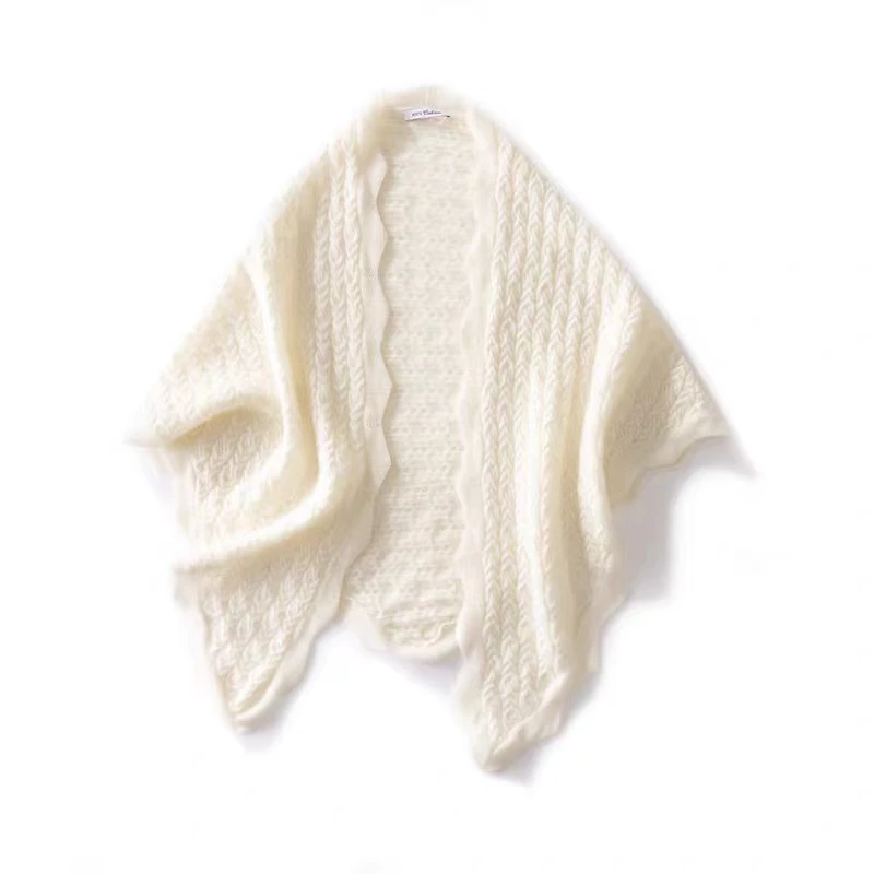 不退换三角巾高端外搭100纯羊绒围巾保暖镂空提花针织搭肩