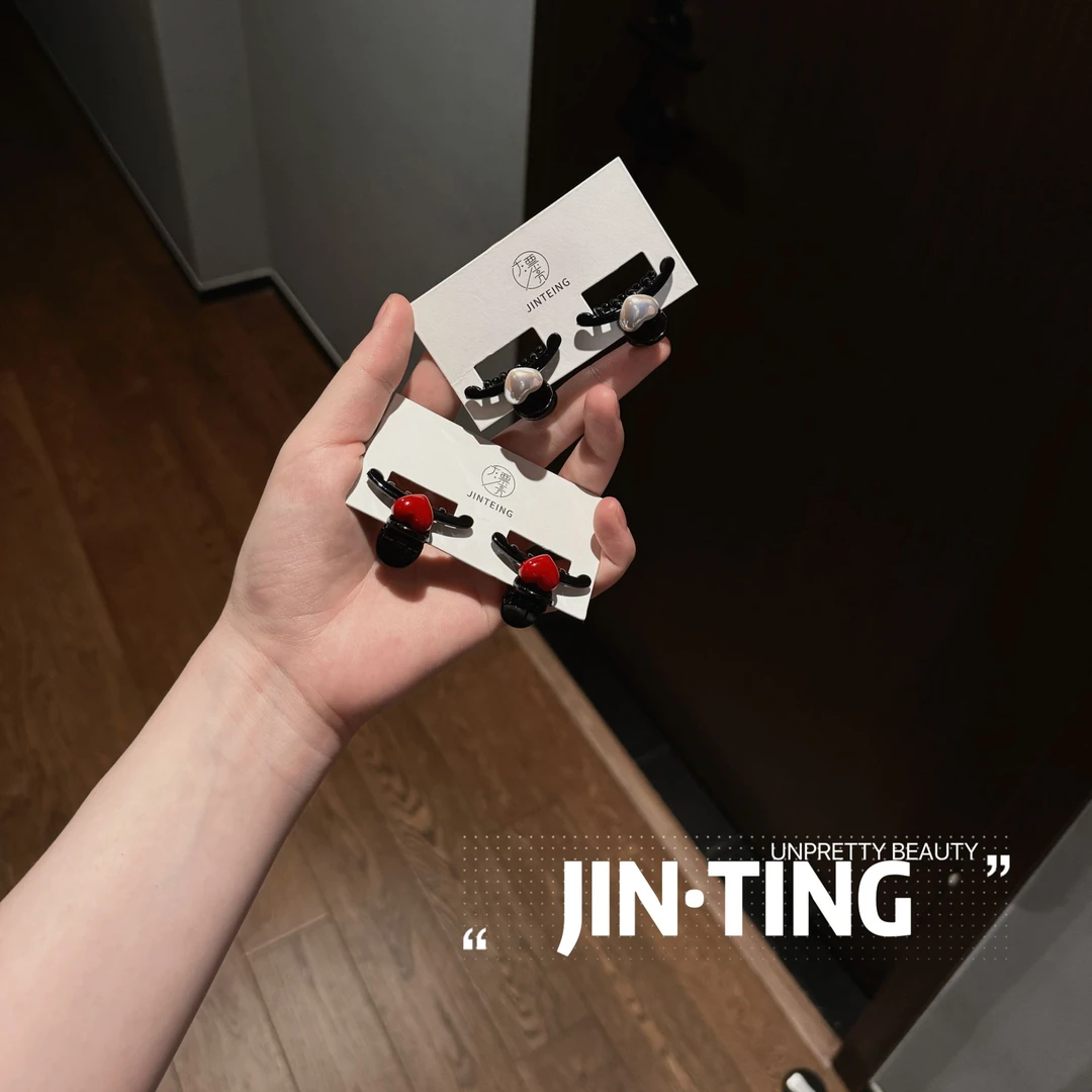 【两个一组】时髦甜美少女爱心图案侧边刘海小抓夹发夹-HT24Z080