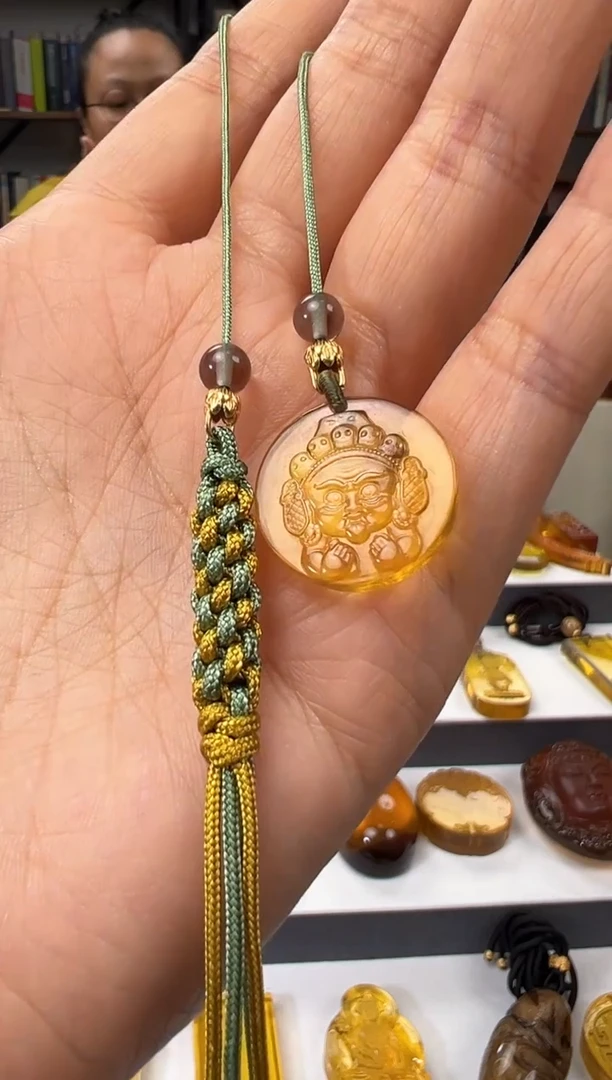 【闪购商品】琥珀颈饰未镶嵌宝宝佛挂饰