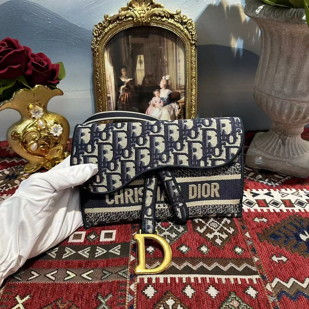 95新 DIOR/迪奥 马鞍腰包19年 公价12500 23301