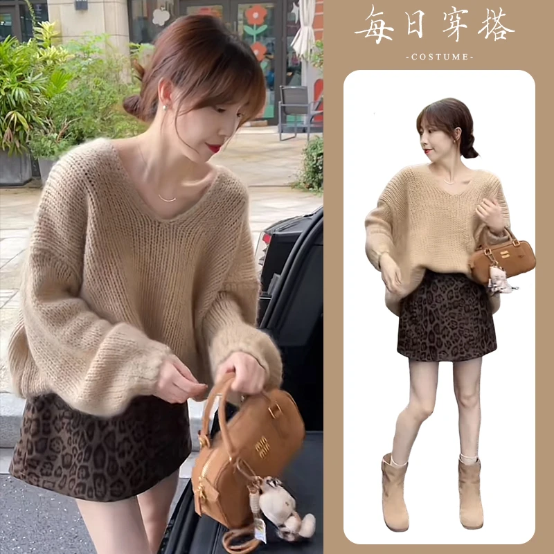 2025春冬季新款一整套穿搭女气质V领慵懒风毛衣豹纹短裙两件套潮