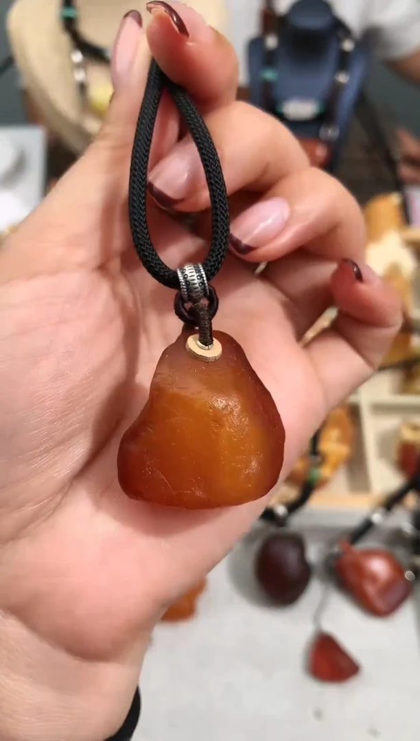 【闪购商品】蜜蜡裸石未镶嵌似玉