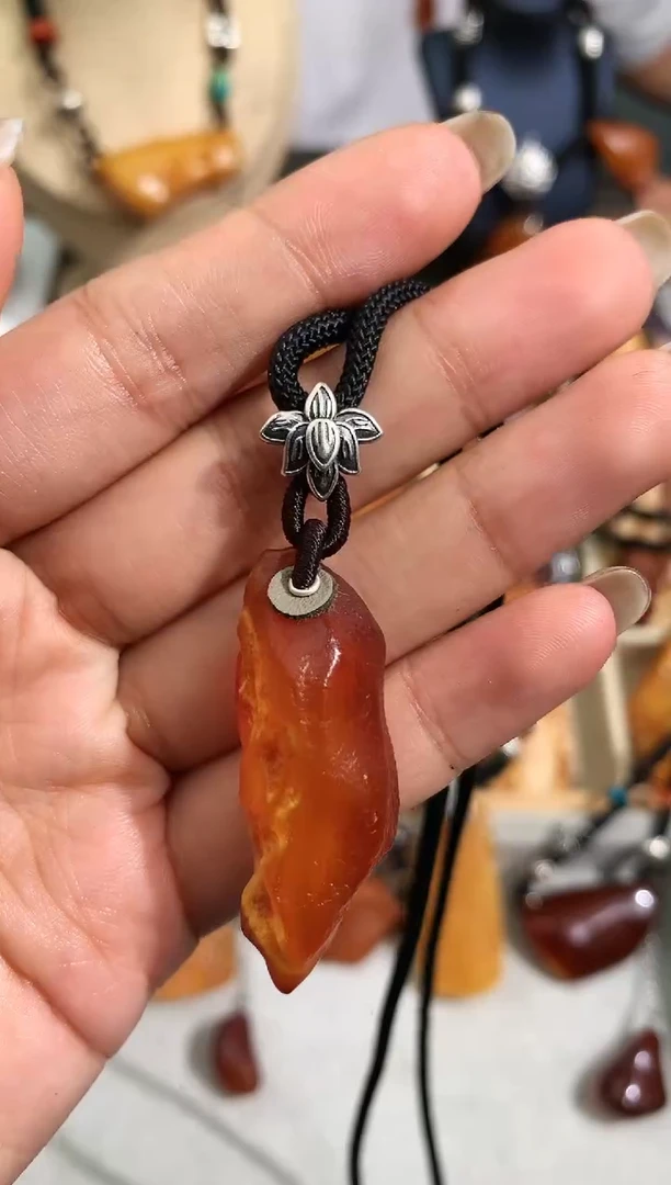 【闪购商品】蜜蜡裸石未镶嵌似玉