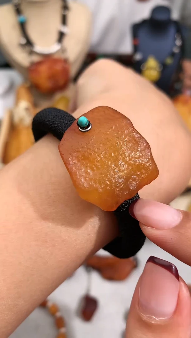 【闪购商品】蜜蜡裸石未镶嵌似玉