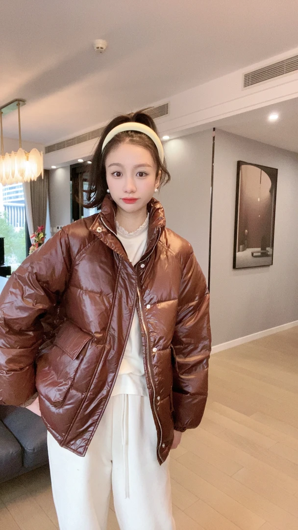 小玉推荐 酒红色口袋羽绒服