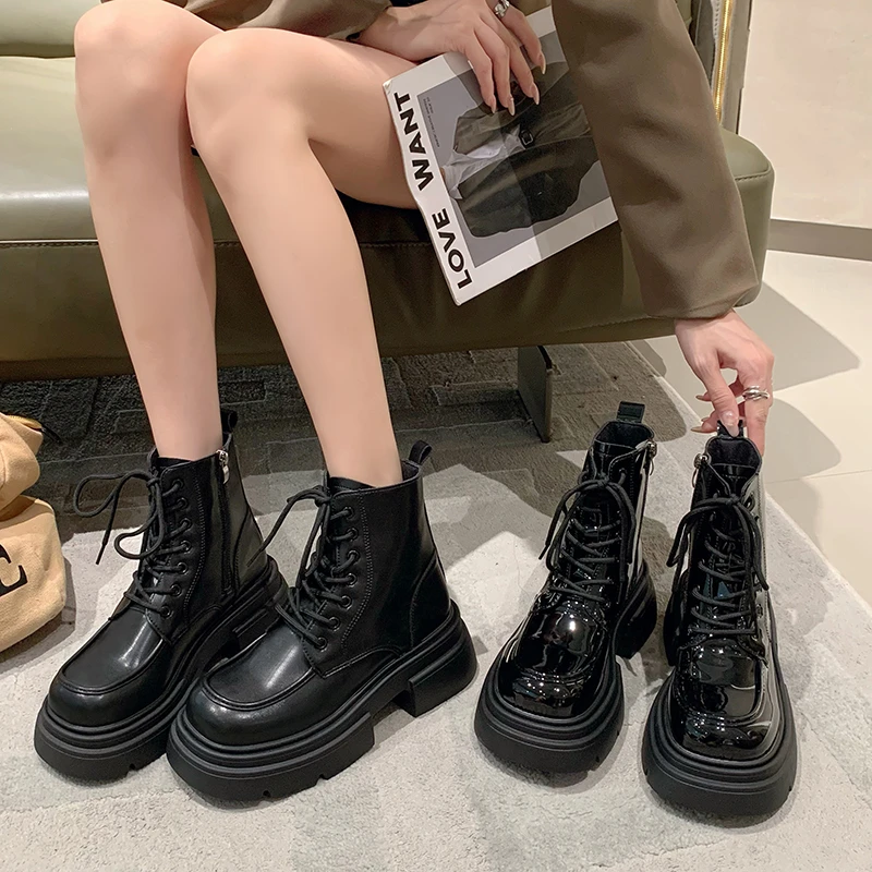 马丁靴女英伦风2024新款秋冬厚底时尚百搭增高靴子女款小个子短靴