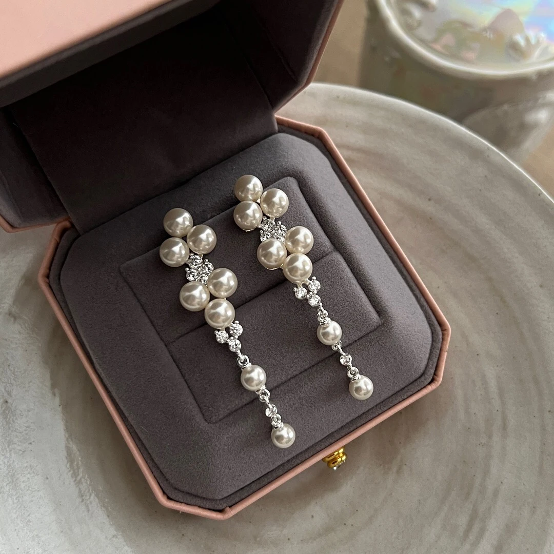 铜合金仿珍珠耳饰 法式简约浪漫优雅大气仿珠闪锆l流苏耳钉EH1052