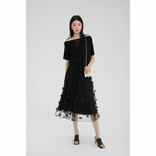 S·DEER时尚不规则通勤露肩百搭气质休闲透气显瘦套头女毛针织衫