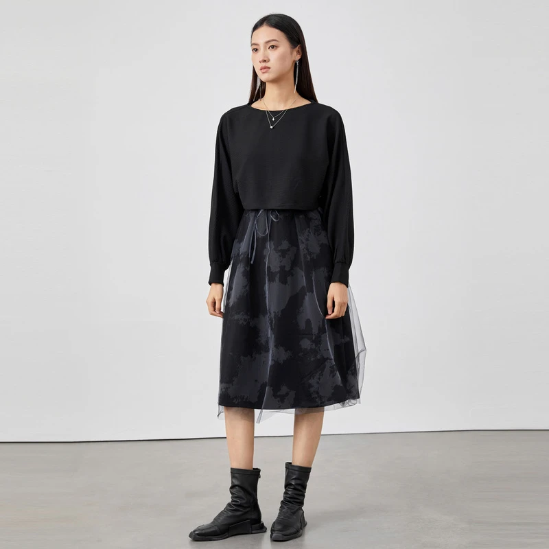 S·DEER圣迪奥女装时尚复古印花圆领拼接优雅提花不规则宽松连衣裙