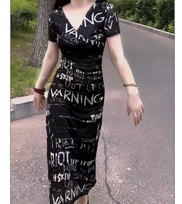 时尚潮流百搭精品女装zsx22920