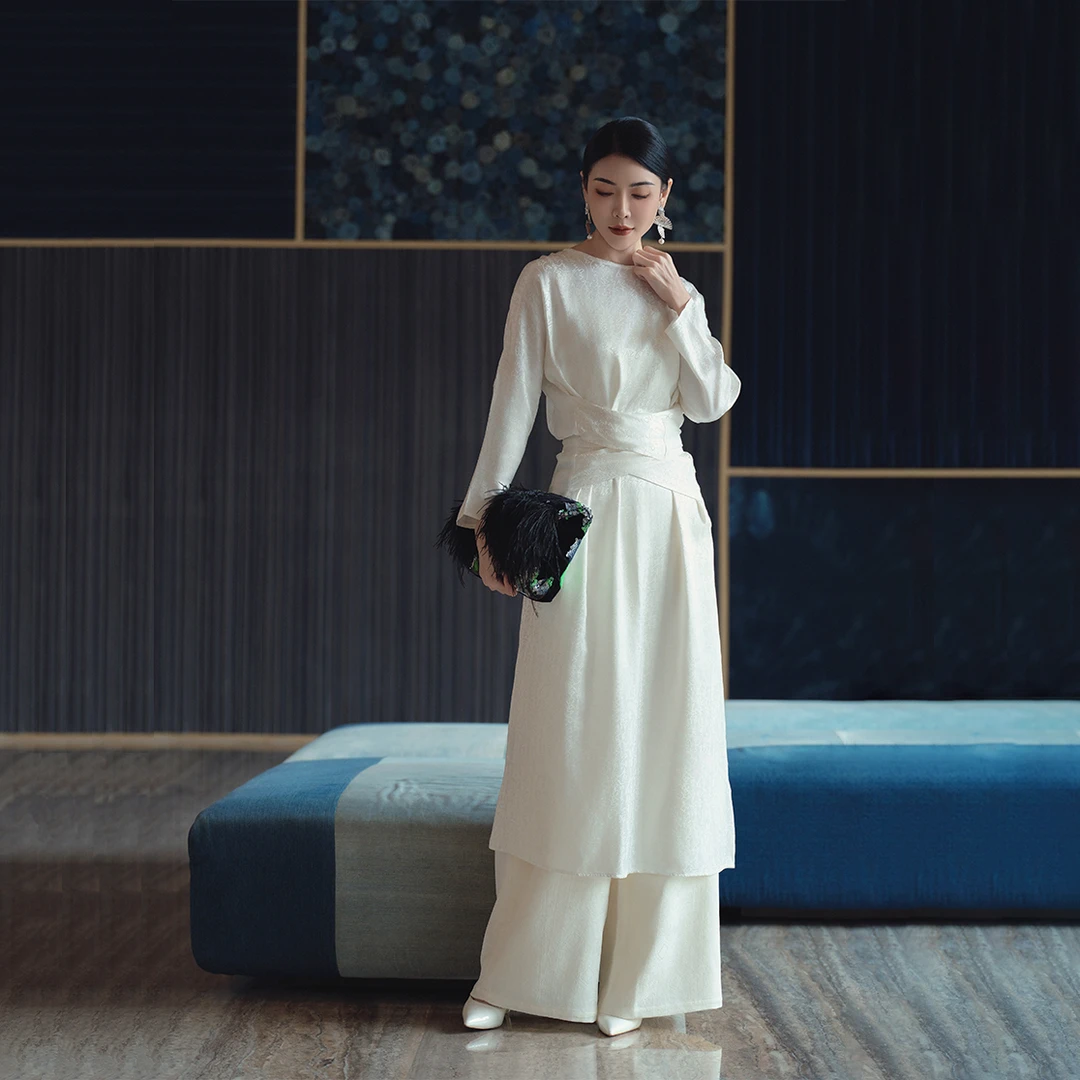 【飒姐星选】缇花绑带连衣裙宽松连衣裙白色女装连衣裙SAMO99067