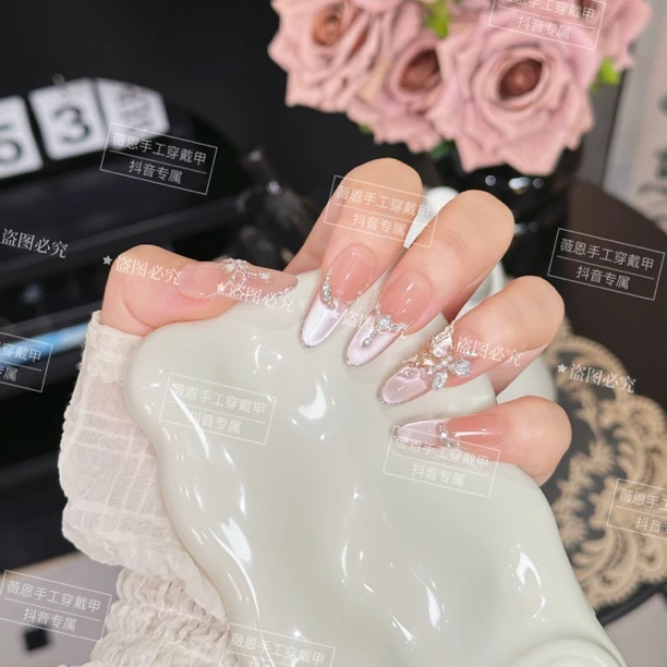 【掉钻包补找客服】庄周梦蝶^_^高端轻奢立体蝴蝶猫眼纯手工美甲