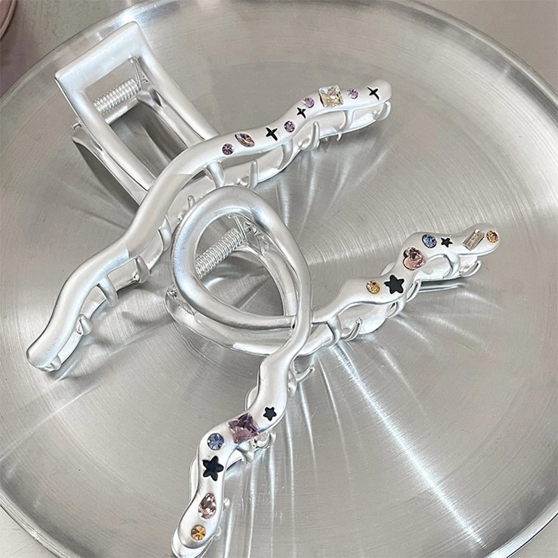 设计感彩色星星金属发夹女后脑勺盘发鲨鱼夹大号高级感抓夹头饰Z