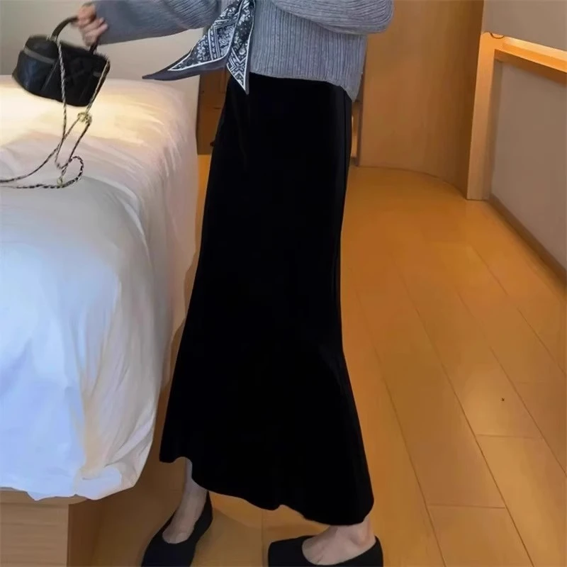 高级感垂坠感金丝绒松紧高腰鱼尾半身裙女2025春秋季新款气质长裙