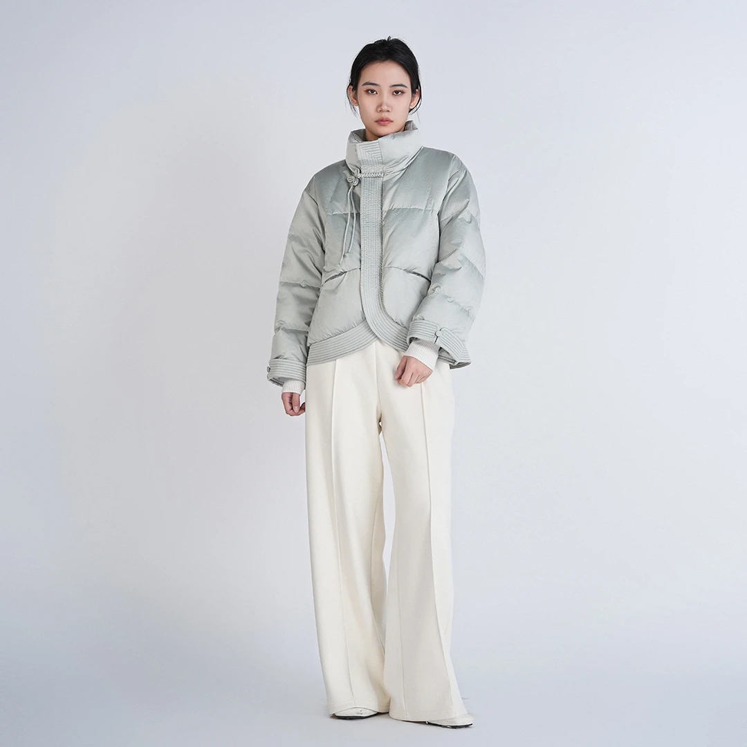 中式立领宽松短款通勤减龄女保暖冬季明月流光羽绒服DCL181153