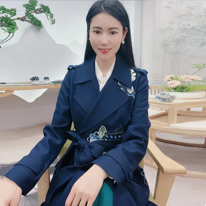 浒城古娘中国风刺绣气质长款百搭宽松显瘦女士皓宇风衣-11A23277