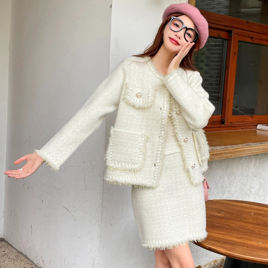 2025年新款气质短款时尚小个子百搭小香风套装5005