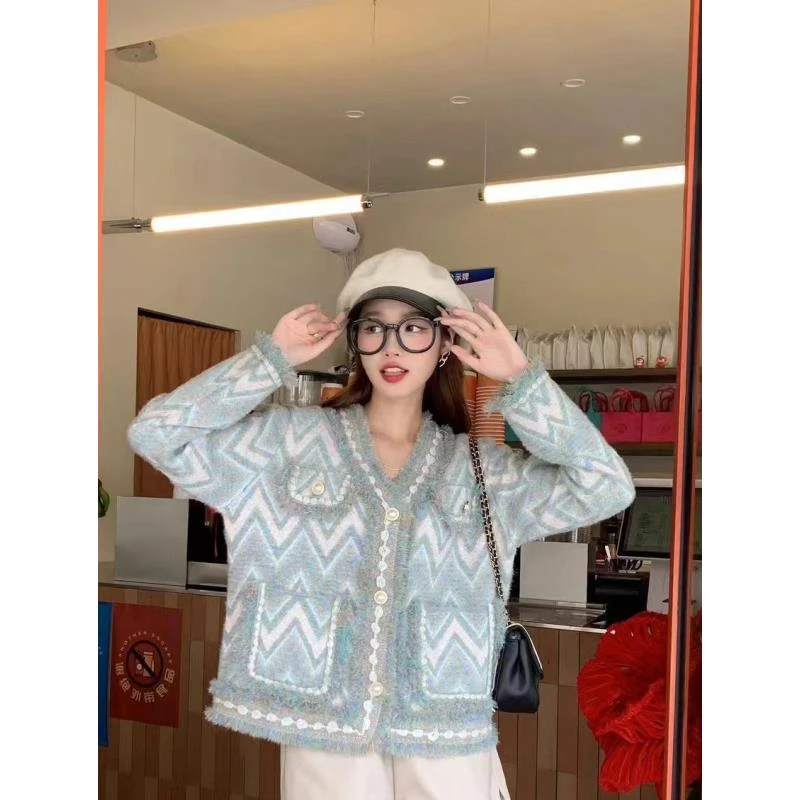 2025年春季新款气质洋气短款女士百搭女装小香风1095