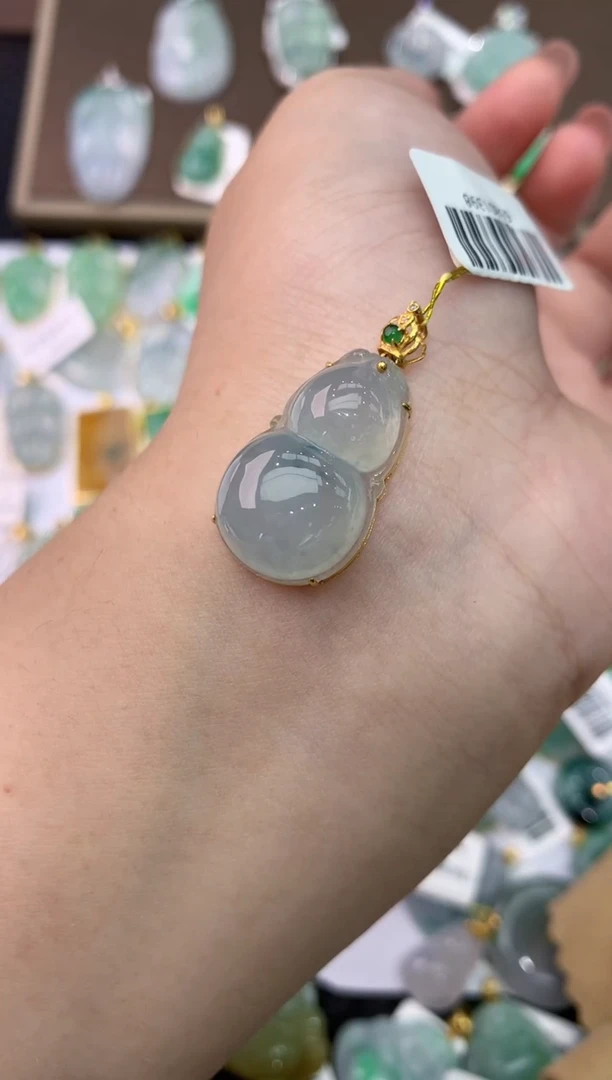 【闪购商品】翡翠颈饰18K金镶嵌1111111111