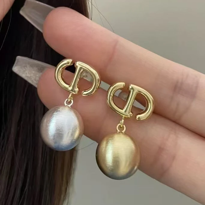 铜合金耳饰 S百搭精致耳饰 时尚气质猪鼻子耳坠拉丝耳钉