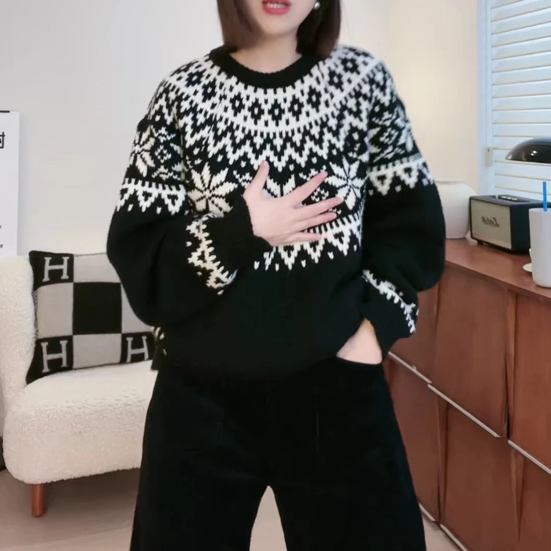 2024冬季时尚休闲气质加厚设计感百搭圆领长袖针织上衣LK2500907