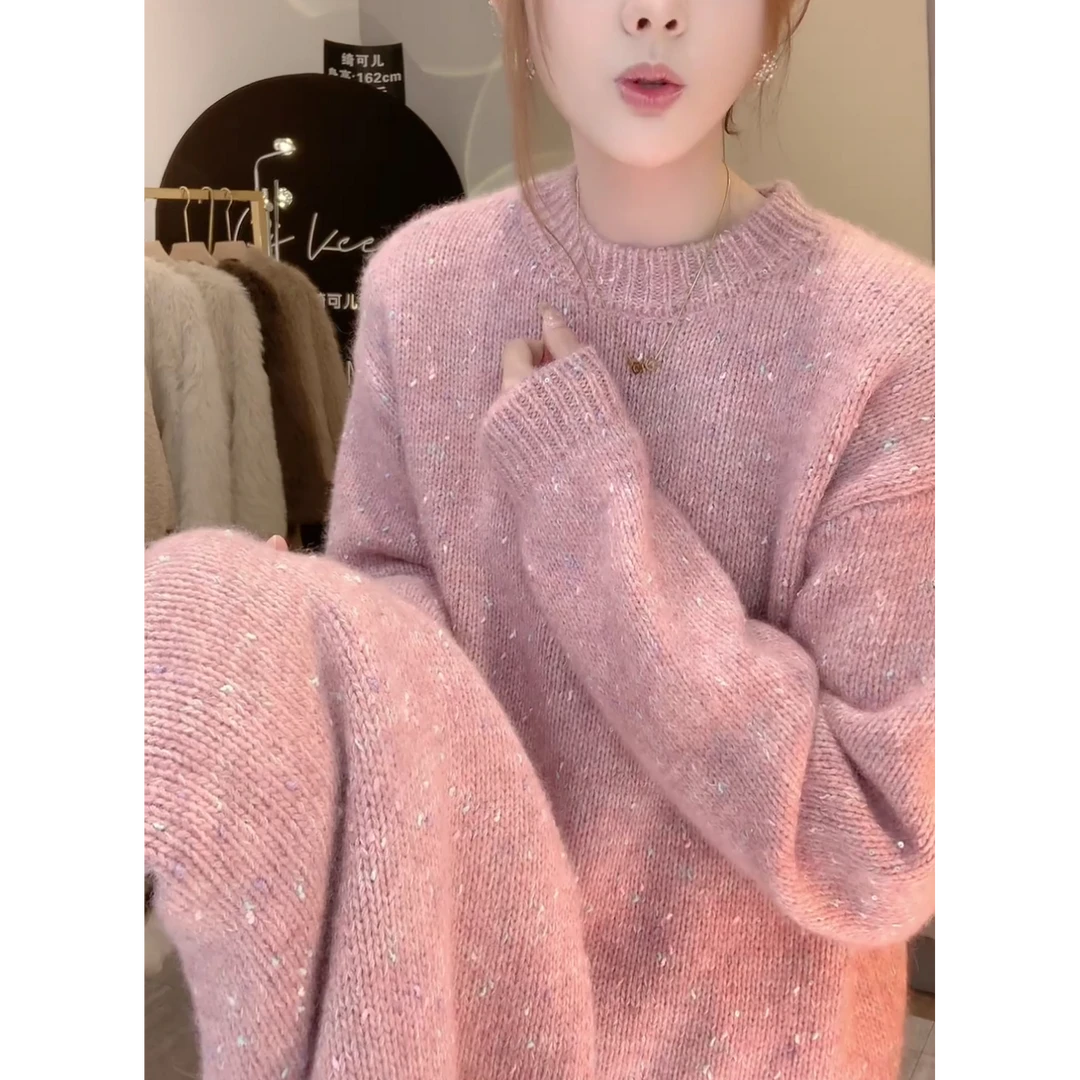 冬季新款粉色圆领气质毛衣外穿宽松慵懒风软糯针织上衣LK2500878