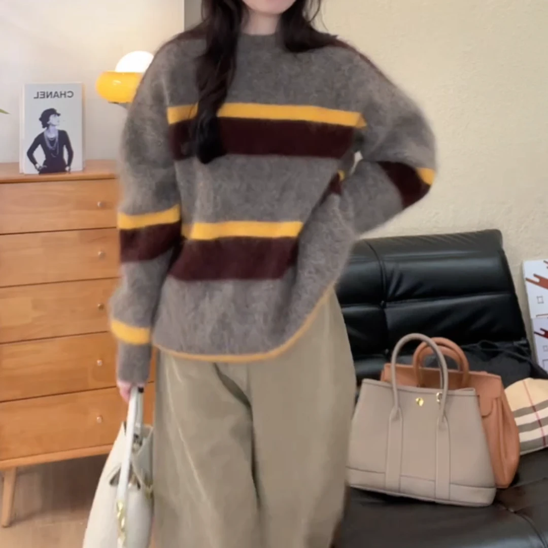 2024冬季韩版新款百搭设计感气质条纹撞色长袖套头上LK2500753